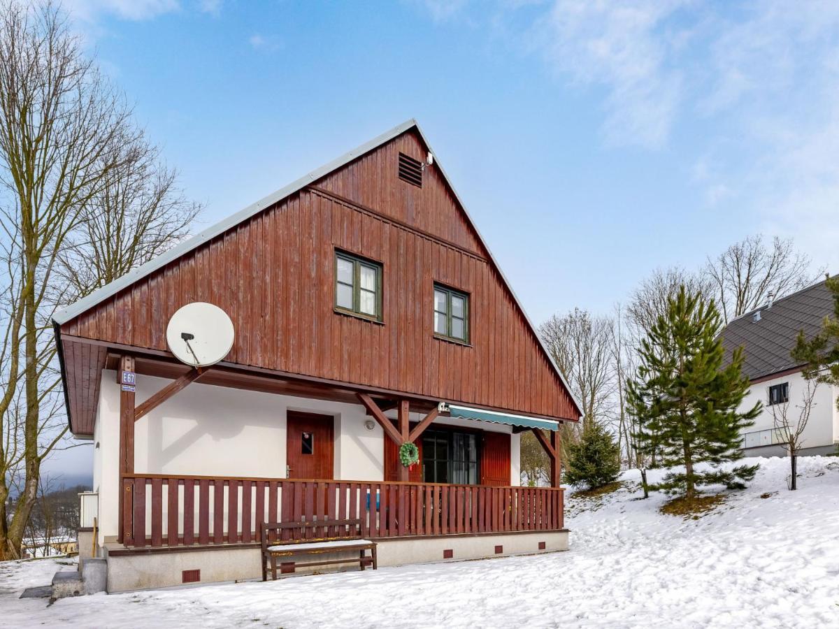 Holiday Home Holiday Hill 67 By Interhome Cista  Экстерьер фото